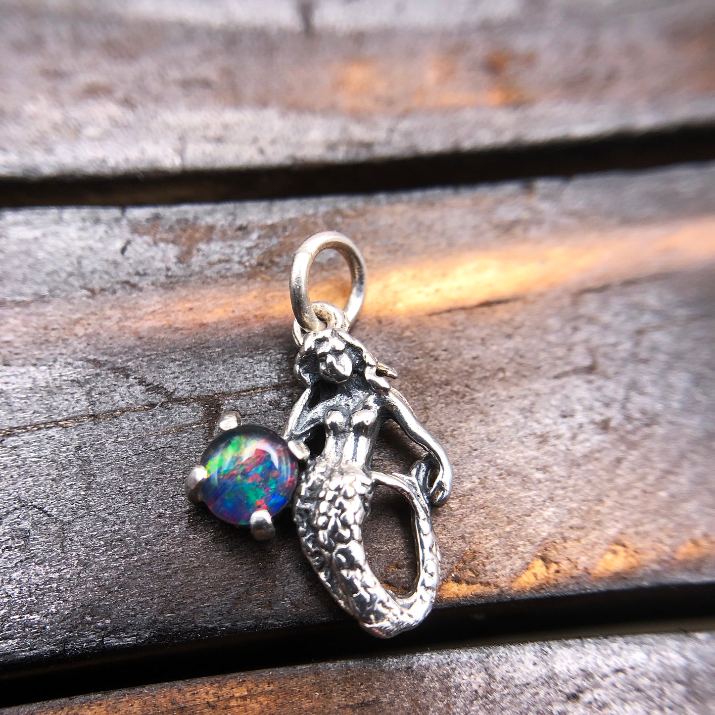 Mermaid Pendant Sterling Silver set with 5 mm Opal TRIPLET